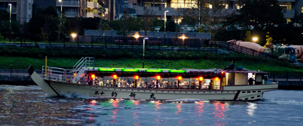 日田の屋形舟宴会
