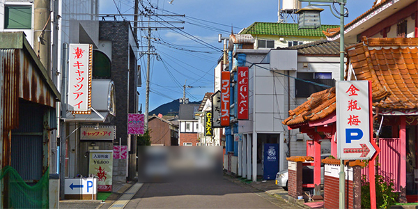 嬉野温泉のナイトスポット
